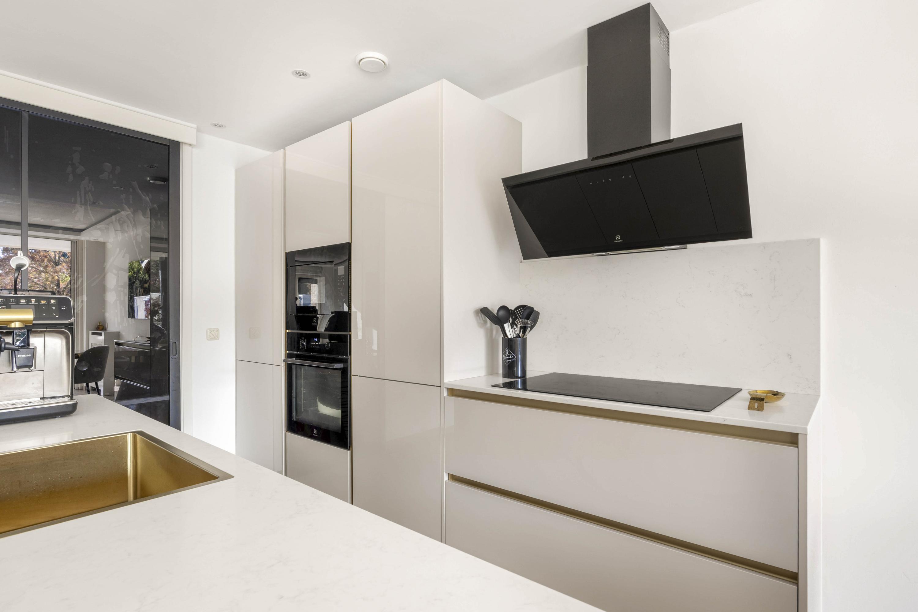 Hoefbladstraat 25 , 2153 EX Nieuw-vennep 24